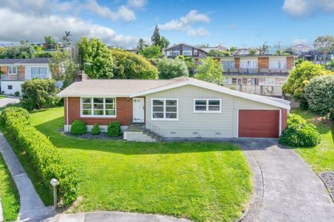 Photo of property in 37 Garthwood Road, Hillcrest, Hamilton, 3216