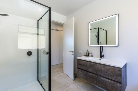 Photo of property in 21 Ramsay Drive, Acacia Bay, Taupo, 3385