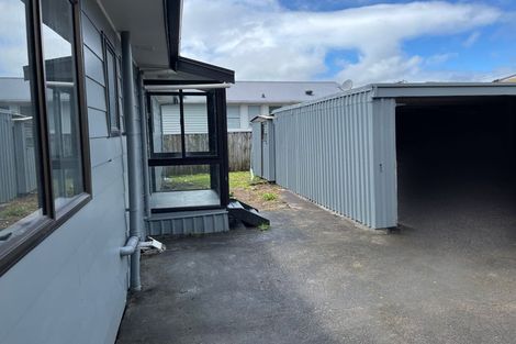 Photo of property in 134a Mcleod Road, Te Atatu South, Auckland, 0610