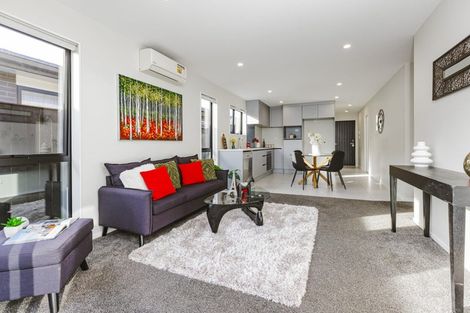 Photo of property in 19 Farmland Road, Papakura, 2110