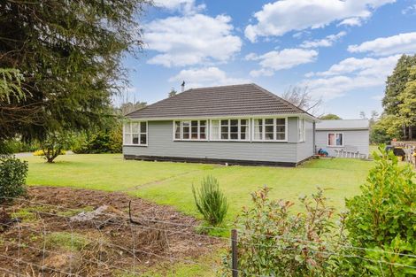 Photo of property in 25 Stanly Street, Eketahuna, 4900
