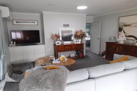 Photo of property in 4a Mckittrick Avenue, Flat Bush, Auckland, 2019