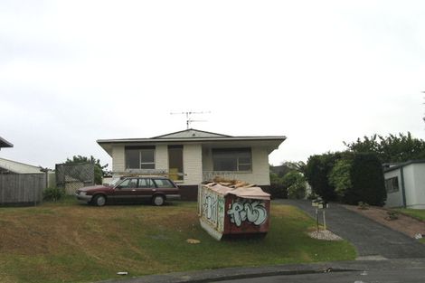 Photo of property in 1/4 Nea Place, Hillcrest, Auckland, 0627