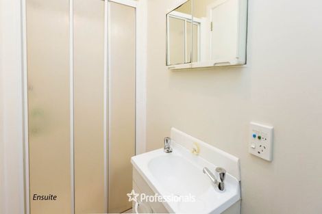 Photo of property in 25 Totara Park Road, Clouston Park, Upper Hutt, 5018