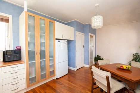 Photo of property in 11 Darlington Street, Ngatea, 3503