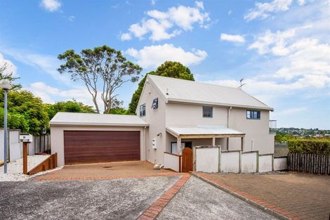 Photo of property in 8/485 Don Buck Road, Massey, Auckland, 0614