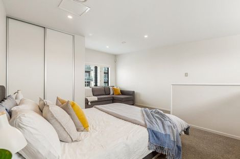 Photo of property in 190 Hobsonville Point Road, Hobsonville, Auckland, 0616