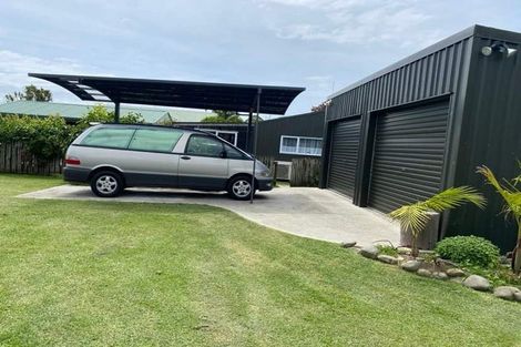 Photo of property in 10 Te Mara Place, Merrilands, New Plymouth, 4312