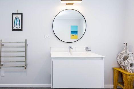 Photo of property in 99 Mawai Hakona Drive, Wallaceville, Upper Hutt, 5018