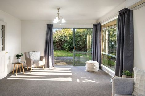 Photo of property in 263 Eastern Terrace, Sydenham, Christchurch, 8023