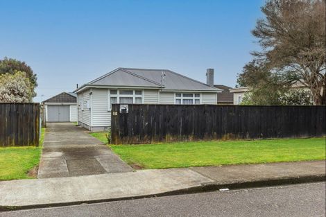 Photo of property in 12 Clark Street, Levin, 5510