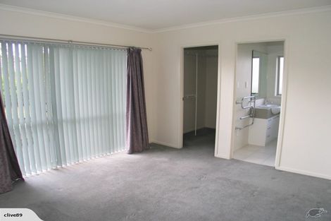 Photo of property in 14 Bibury Avenue, Henderson, Auckland, 0612