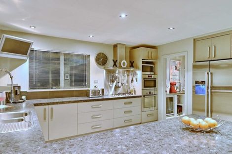 Photo of property in 12 Mandalay Lane, Redcliffs, Christchurch, 8081