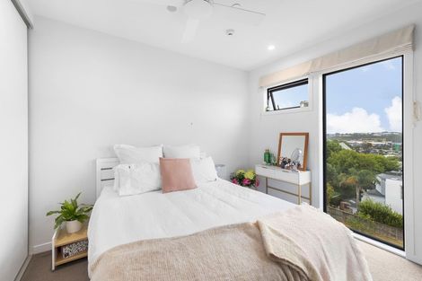 Photo of property in Frank Sargeson Apts, 308/80 Anzac Street, Takapuna, Auckland, 0622