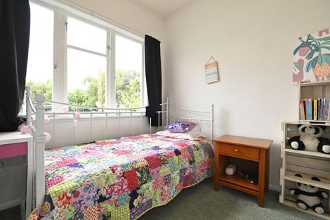 Photo of property in 205 Kenilworth Road, Mayfair, Hastings, 4122
