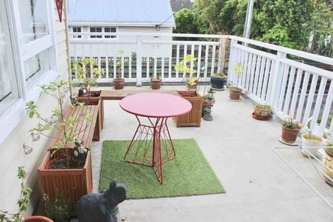 Photo of property in 1/97a Nile Road, Milford, Auckland, 0620