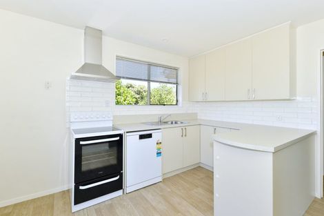 Photo of property in 2/16 Mulberry Place, Redwood, Christchurch, 8051