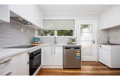 Photo of property in 16a Barrack Road, Mount Wellington, Auckland, 1060