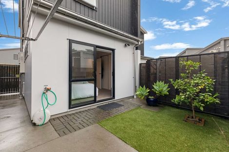 Photo of property in 5 Awamarino Way, Westgate, Auckland, 0614