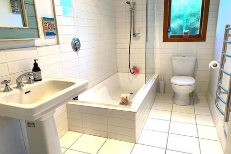 Photo of property in 68 Naylor Street, Hamilton East, Hamilton, 3216