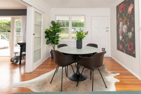 Photo of property in 41 Bassett Road, Johnsonville, Wellington, 6037