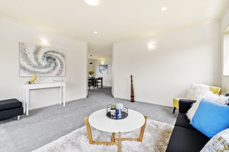 Photo of property in 14b Waimumu Road, Massey, Auckland, 0614