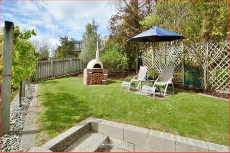 Photo of property in 18 Colquhoun Street, Glenross, Dunedin, 9011