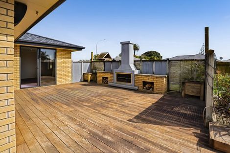 Photo of property in 2 Rawiri Drive, Bell Block, New Plymouth, 4312