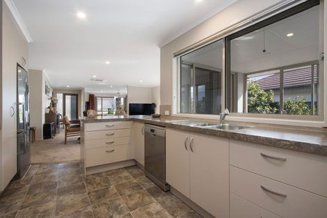 Photo of property in 28 Turnberry Close, Aongatete, Katikati, 3178