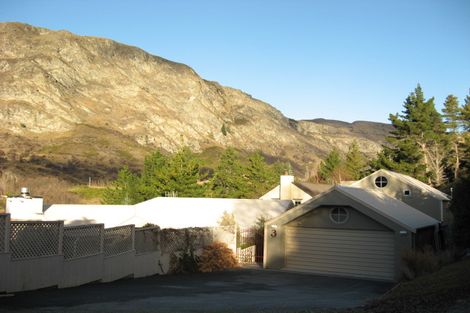 Photo of property in 3 Mcchesney Road, Arthurs Point, Queenstown, 9371