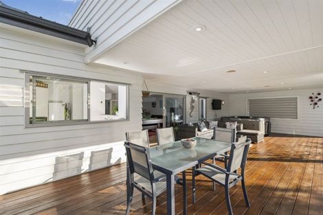 Photo of property in 68 Hebron Road, Waiake, Auckland, 0630