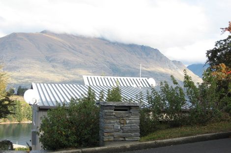 Photo of property in 9 Earnslaw Terrace, Queenstown, 9300