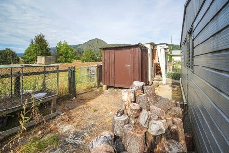 Photo of property in 22 Hampden Street, Murchison, 7007