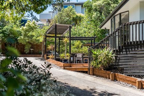 Photo of property in 4 Joseph Banks Drive, Whitby, Porirua, 5024