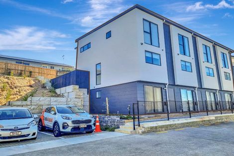 Photo of property in 34 Tukari Lane, Mangere Bridge, Auckland, 2022