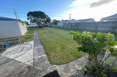 Photo of property in 91 Karewa Parade, Papamoa Beach, Papamoa, 3118