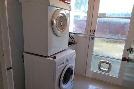 Photo of property in 11 Selago Place, Manurewa, Auckland, 2102