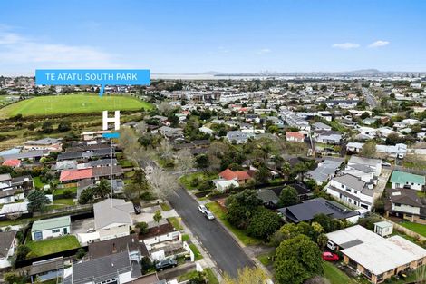 Photo of property in 20 Matuhi Rise, Henderson, Auckland, 0612
