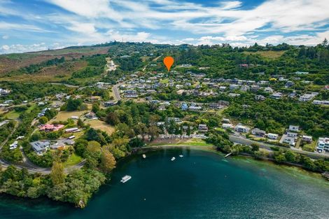 Photo of property in 102 Wakeman Road, Acacia Bay, Taupo, 3330
