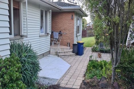 Photo of property in 27a Esmonde Road, Takapuna, Auckland, 0622