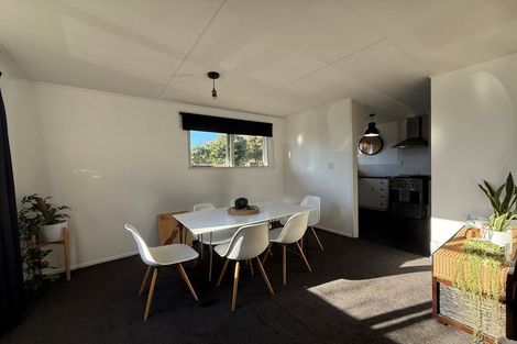 Photo of property in 38 Clivedon Place, Redwood, Christchurch, 8051