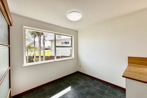 Photo of property in 32 Powrie Street, Glenfield, Auckland, 0629