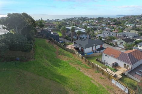 Photo of property in 180b Whangaparaoa Road, Red Beach, 0932