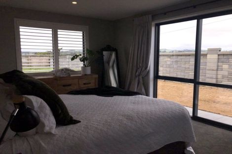 Photo of property in 8 Saint Thomas Avenue, Pyes Pa, Tauranga, 3112