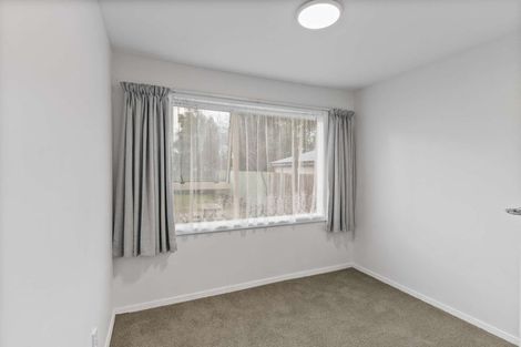 Photo of property in 14 Camelia Place, Islington, Christchurch, 8042