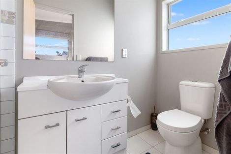 Photo of property in 107a Mark Street, Whangamata, 3620