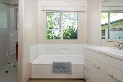 Photo of property in 16 Nicholson Street, Renwick, 7204