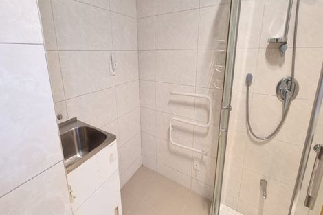 Photo of property in 22 Tamariki Avenue, Kelston, Auckland, 0602