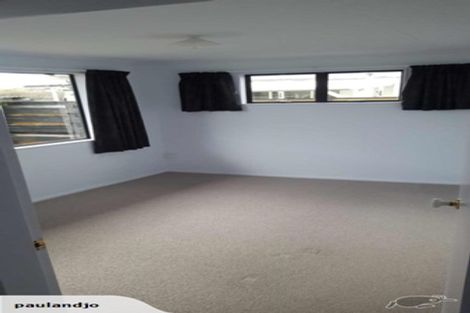 Photo of property in 1a Mahupuku Street, Greytown, 5712