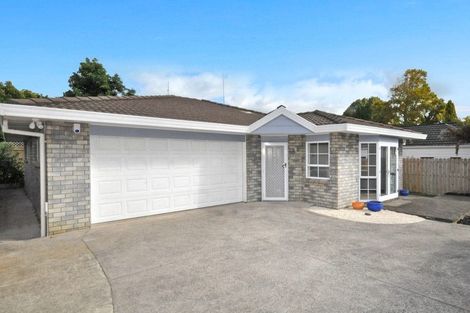 Photo of property in 2/45 Great South Road, Papakura, 2110
